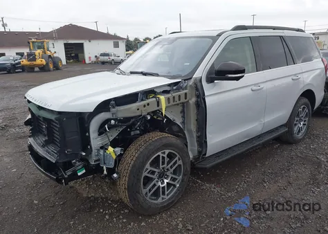 2025 Ford Expedition Active z USA, uszkodzony, nr VIN 1FMJU1J87SEA29225